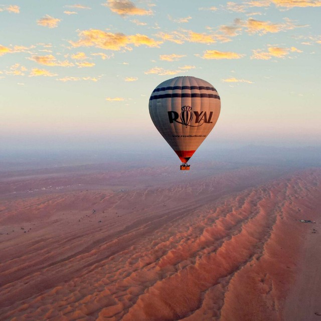 [Hot Air Balloon Tour – Part 1] Oman’s New Must-See Attraction! Soaring Over the Vast Desert in a Hot Air Balloon [Hidden Gems of Arabia]