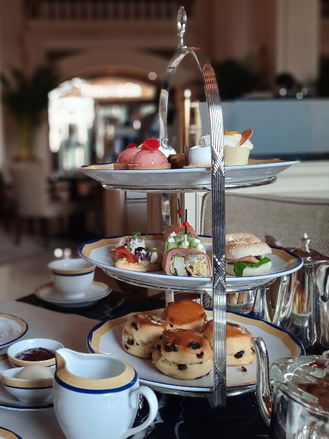 [Tasting Report] Why Afternoon Tea at The Peninsula Hong Kong is a Must for a Girls’ Trip to Hong Kong: Ambiance, Pricing, and Taste Reviews Explained – Overseas Afternoon Tea Guide #2