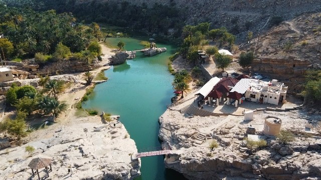 A Swim in the Oasis? Testing My Nerve at Wadi Bani Khalid, Oman’s Top Escape from the Heat!